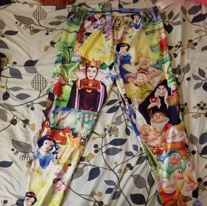 Disney snow white leggings